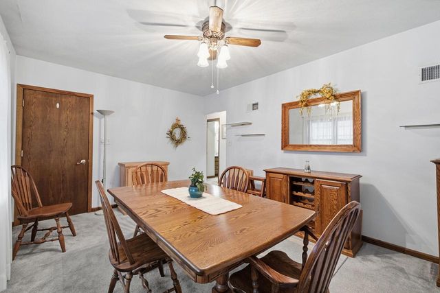 1500 S Calhoun ROAD, New Berlin, WI 53151