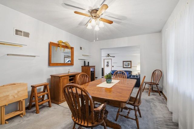 1500 S Calhoun ROAD, New Berlin, WI 53151