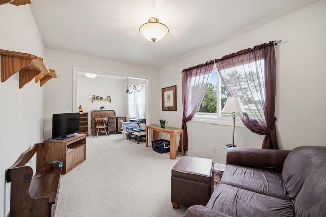 1500 S Calhoun ROAD, New Berlin, WI 53151