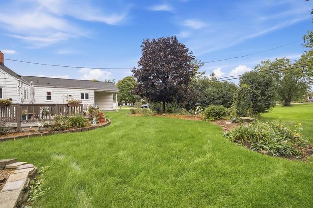 1500 S Calhoun ROAD, New Berlin, WI 53151