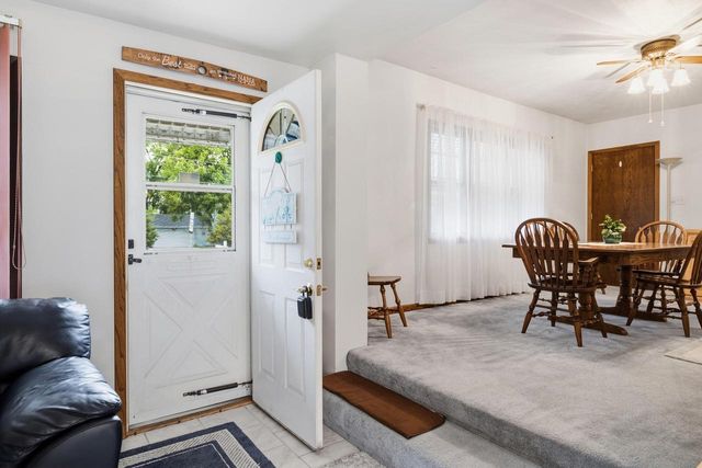 1500 S Calhoun ROAD, New Berlin, WI 53151