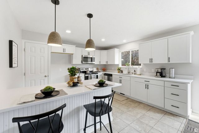 11139 S 1330 E, Sandy, UT 84092