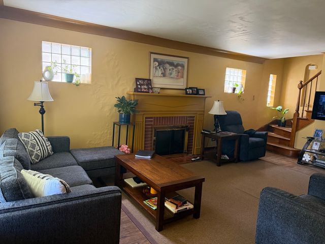 8504 S Prairie Avenue, Chicago, IL 60619