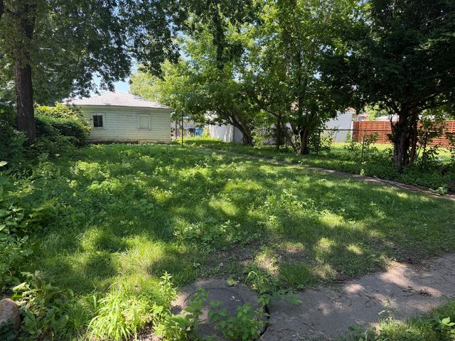 8504 S Prairie Avenue, Chicago, IL 60619