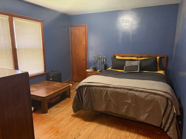 8504 S Prairie Avenue, Chicago, IL 60619