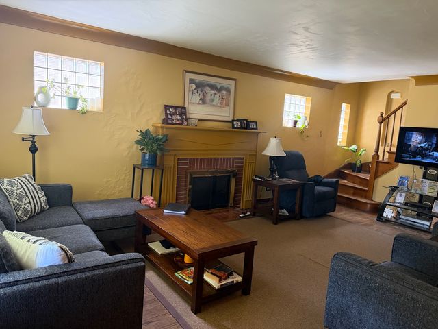 8504 S Prairie Avenue, Chicago, IL 60619
