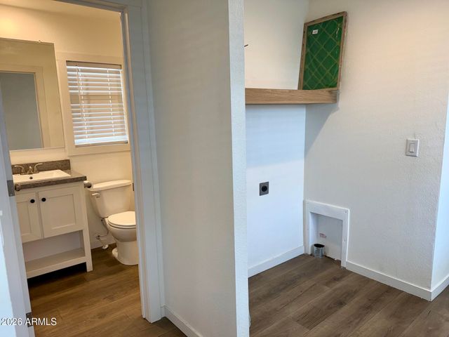5201 W Camelback Road H241, Phoenix, AZ 85031