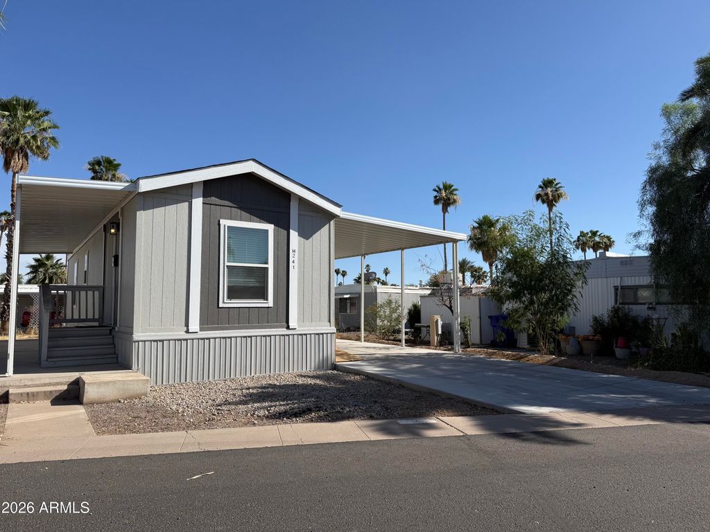 5201 W Camelback Road H241, Phoenix, AZ 85031 — photo 2