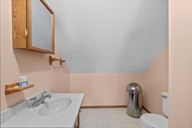 3520 N 77th STREET, Milwaukee, WI 53222