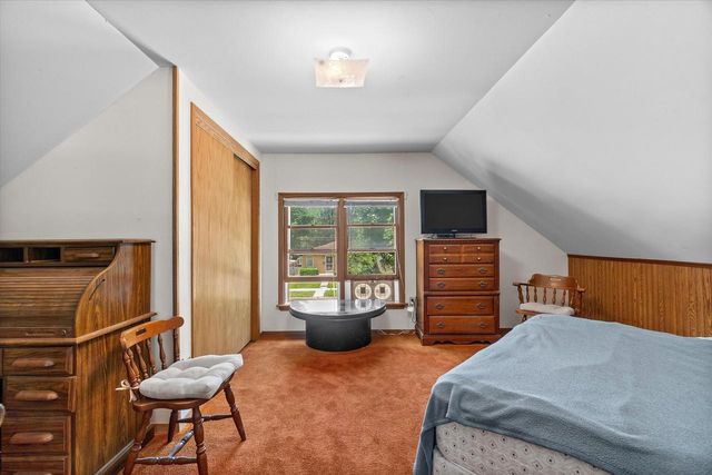 3520 N 77th STREET, Milwaukee, WI 53222