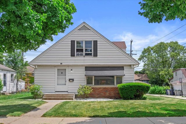 3520 N 77th STREET, Milwaukee, WI 53222