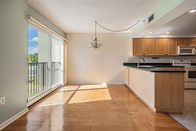 225 COUNTRY CLUB DRIVE 1209, Largo, FL 33771