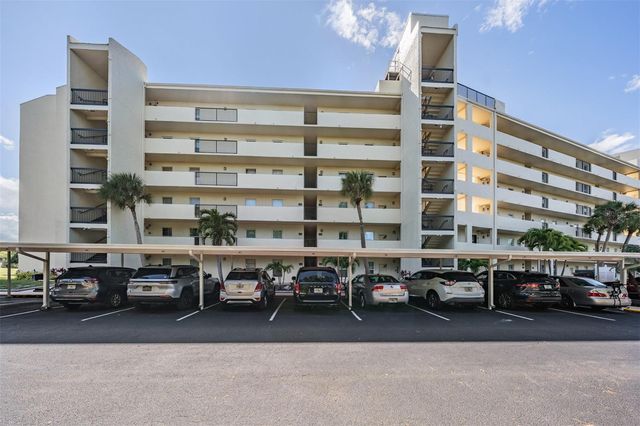 225 COUNTRY CLUB DRIVE 1209, Largo, FL 33771