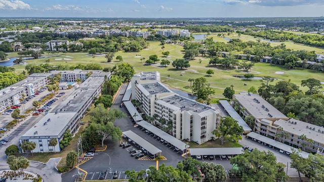 225 COUNTRY CLUB DRIVE 1209, Largo, FL 33771