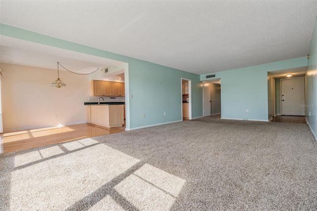 225 COUNTRY CLUB DRIVE 1209, Largo, FL 33771