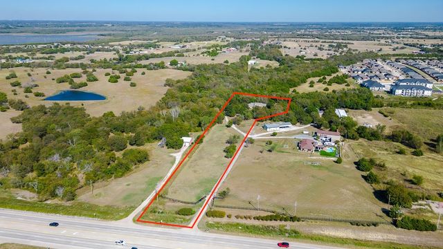 310 Hannah Drive, Farmersville, TX 75442