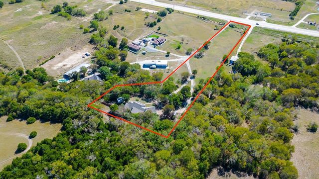 310 Hannah Drive, Farmersville, TX 75442