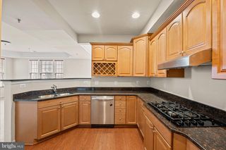 7049 HUNTLEY RUN PL #116, Alexandria, VA 22306