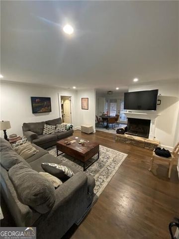 2006 Fairway Circle NE, Brookhaven, GA 30319