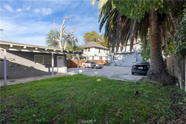 2641 S Catalina Street, Los Angeles, CA 90007