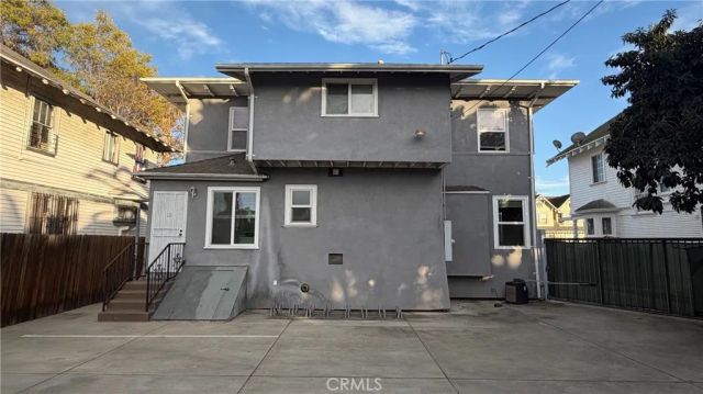2641 S Catalina Street, Los Angeles, CA 90007