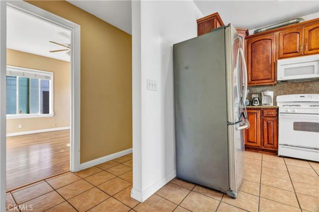 2641 S Catalina Street, Los Angeles, CA 90007