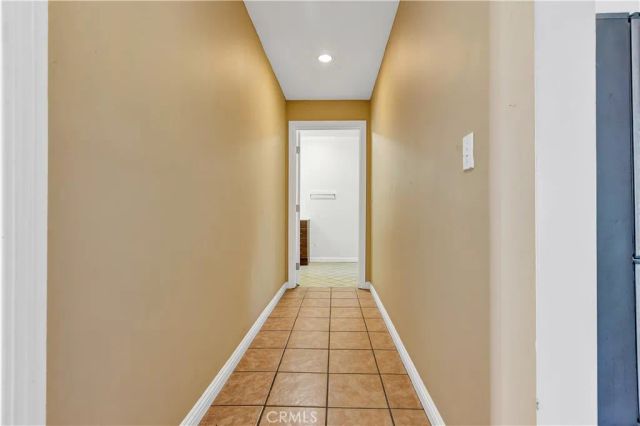 2641 S Catalina Street, Los Angeles, CA 90007