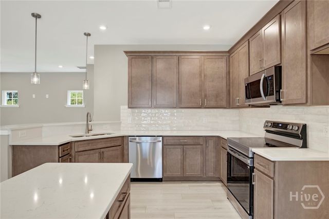 265 James Drive, Richmond Hill, GA 31324