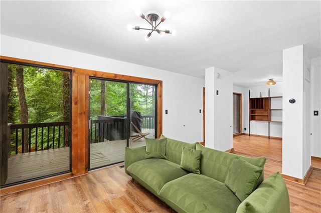 1080 Martin Ridge Road, Roswell, GA 30076