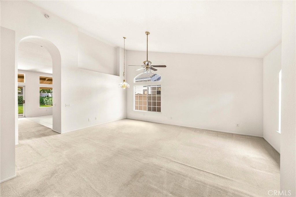 31619 Calle Barcaldo, Temecula, CA 92592 — photo 5