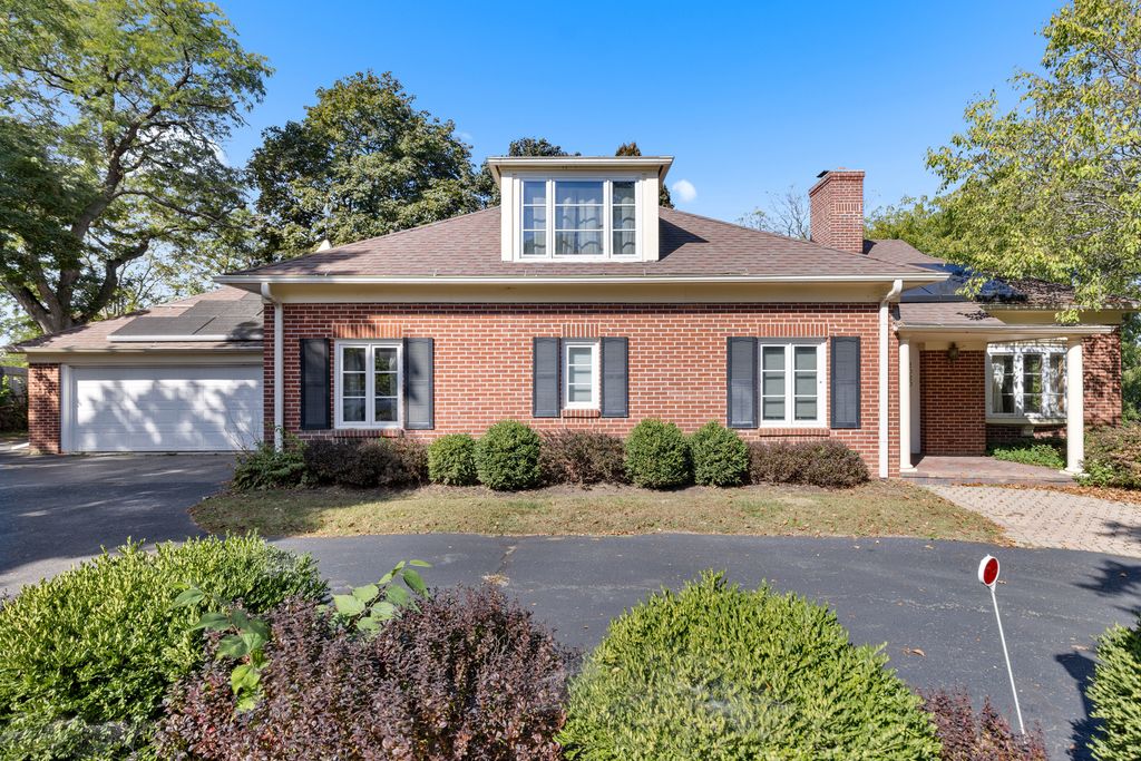 2020 GLENVIEW Road, Rockford, IL 61107