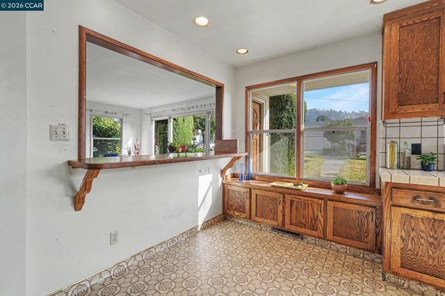 1005 Richmond St, El Cerrito, CA 94530