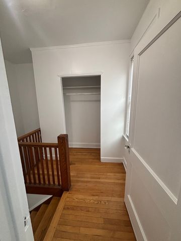 8826 S Exchange Avenue 2, Chicago, IL 60617