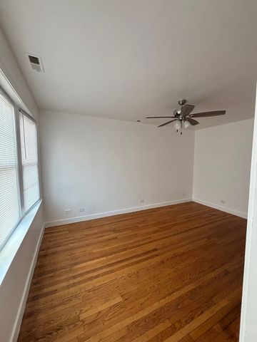 8826 S Exchange Avenue 2, Chicago, IL 60617