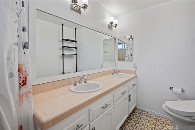 1916 Mathews F, Redondo Beach, CA 90278