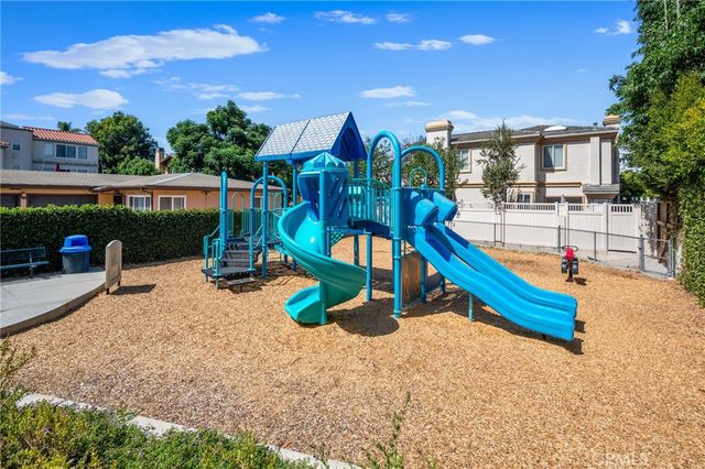 1916 Mathews F, Redondo Beach, CA 90278