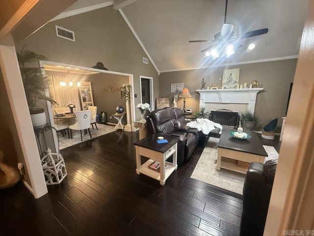 707 Indian Bay Dr, Sherwood, AR 72120
