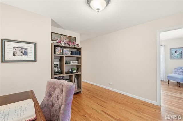522 S 2nd Street, St Charles, MO 63301