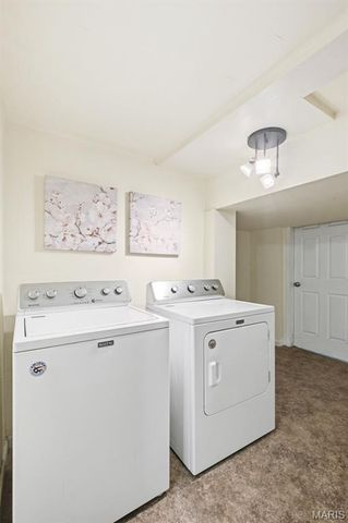 522 S 2nd Street, St Charles, MO 63301
