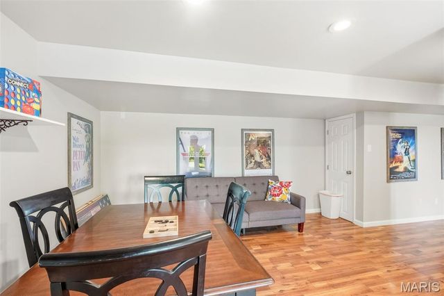 522 S 2nd Street, St Charles, MO 63301