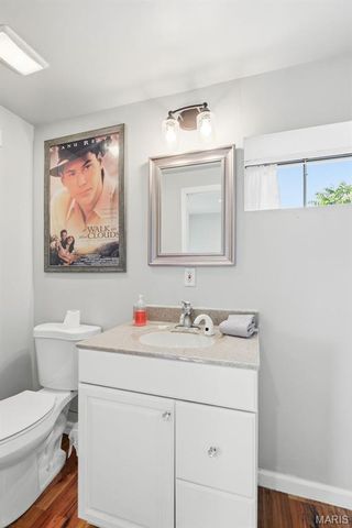 522 S 2nd Street, St Charles, MO 63301