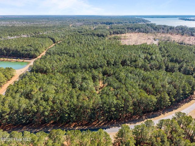 116 Garbacon Drive, Beaufort, NC 28516