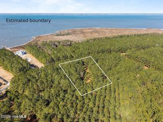 116 Garbacon Drive, Beaufort, NC 28516