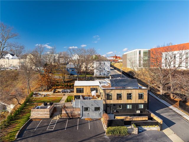 28 Wolcott Street, Providence, RI 02908