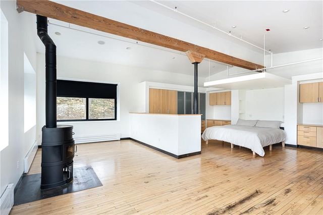 28 Wolcott Street, Providence, RI 02908