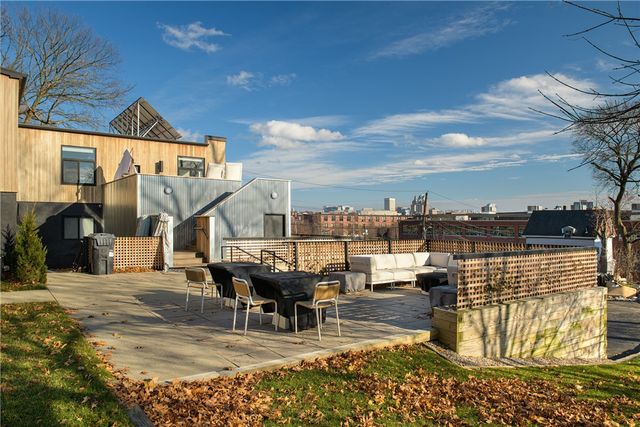 28 Wolcott Street, Providence, RI 02908