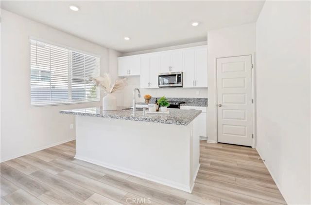 40383 Birchfield Drive, Temecula, CA 92591