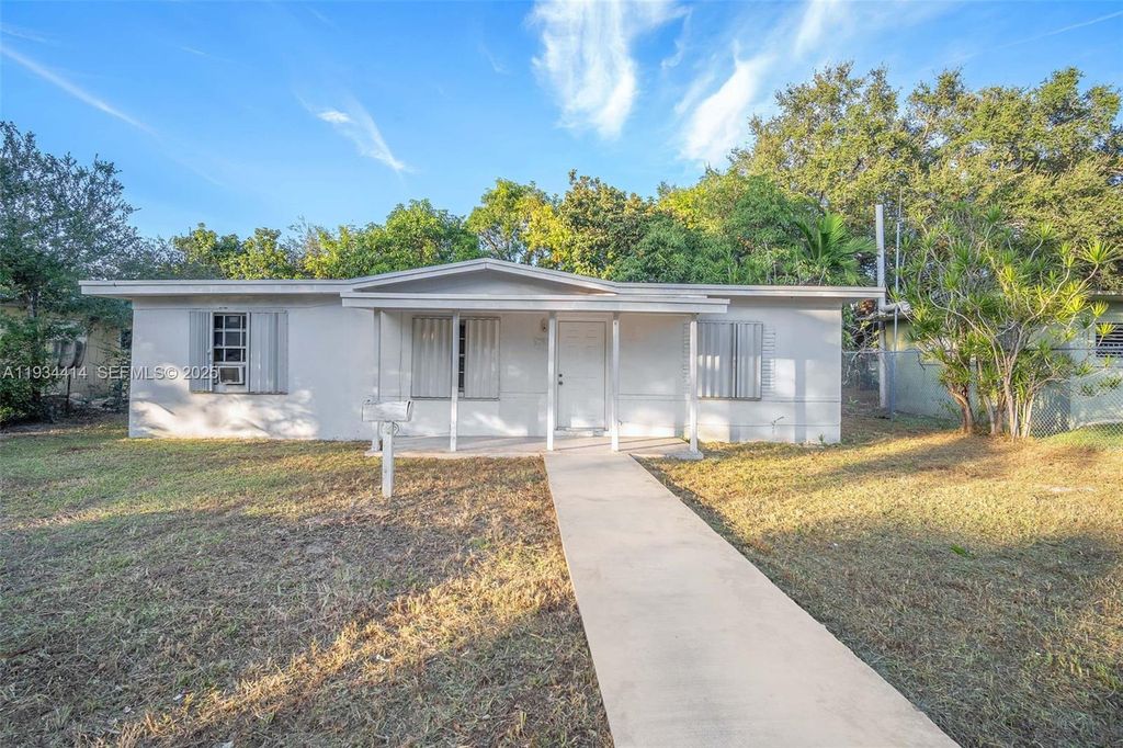 265 NW 135th, North Miami, FL 33168