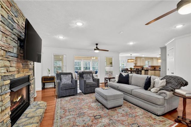 7634 Chatsworth Highway, Ellijay, GA 30540