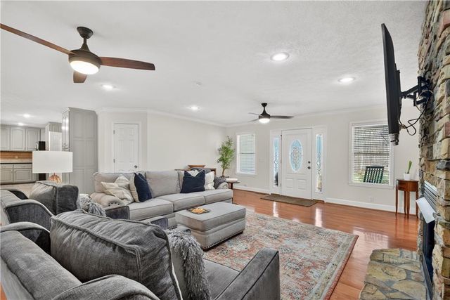 7634 Chatsworth Highway, Ellijay, GA 30540